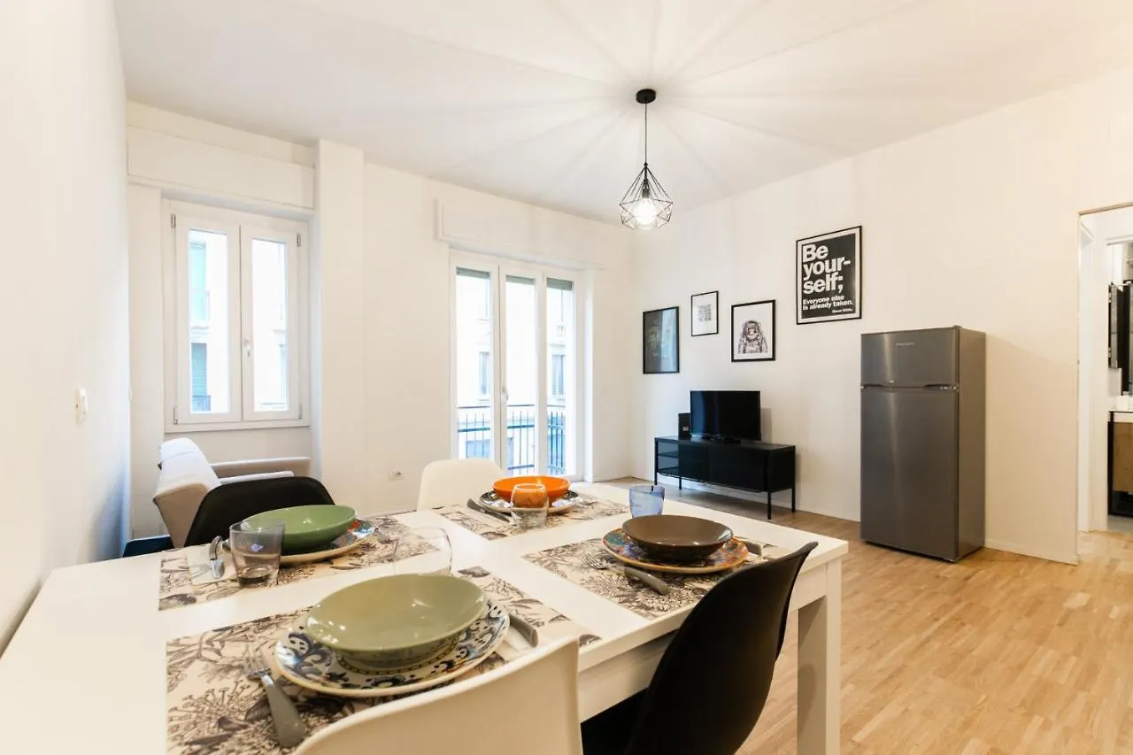 Easylife - Ampio E Luminoso Bilocale In Affascinante Quartiere Nolo Apartment Milan 0*,